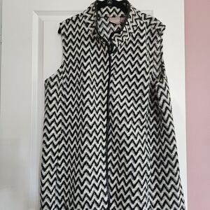 Chico's Black and White Chevron Vest Sz XL
